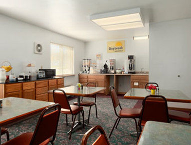 Days Inn By Wyndham Stoughton Wi. Eksteriør billede